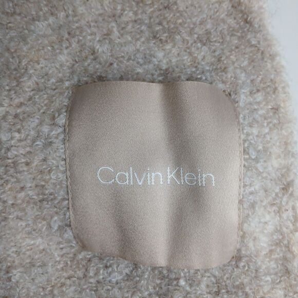 Calvin Klein Women's Soft Boucle Knit Winter Scarf Beige 11 W x 74 L NWT NEW - Picture 6 of 10